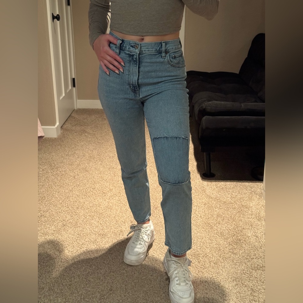 C Abercrombie Curve Love Ultra High Rise Straight Jeans Size 27